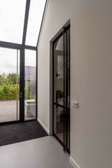 Moderne schuurwoning-BLIZ InteriorDesign-Woonkamer-Strak & Warm Interieur voor een Schuurwoning-OBLY