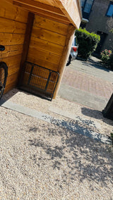 Natuurlijke stadstuin met organische beplanting-The Green Fix-biodiverse tuin,duurzame tuin,grindpad tuin,groene tuin,natuurlijke beplanting,natuurlijke stadstuin,onderhoudsvriendelijke tuin,organische tuin,siergrassen,stadstuin,staptegels tuin,The Green Fix,vaste planten-Natuurlijke stadstuin met organische beplanting | The Green Fix-OBLY