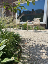 Natuurlijke stadstuin met organische beplanting-The Green Fix-biodiverse tuin,duurzame tuin,grindpad tuin,groene tuin,natuurlijke beplanting,natuurlijke stadstuin,onderhoudsvriendelijke tuin,organische tuin,siergrassen,stadstuin,staptegels tuin,The Green Fix,vaste planten-Natuurlijke stadstuin met organische beplanting | The Green Fix-OBLY