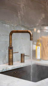 Prachtige keuken met zwevend kookeiland-Studio Broersen-Keuken-Prachtige keuken met zwevend kookeiland-OBLY