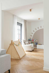 Real Dutch floor eiken visgraat-Vloerenhuis Amsterdam-Woonkamer-Eiken Visgraatvloer 14x70 cm - Stijlvolle Houten Vloer-OBLY