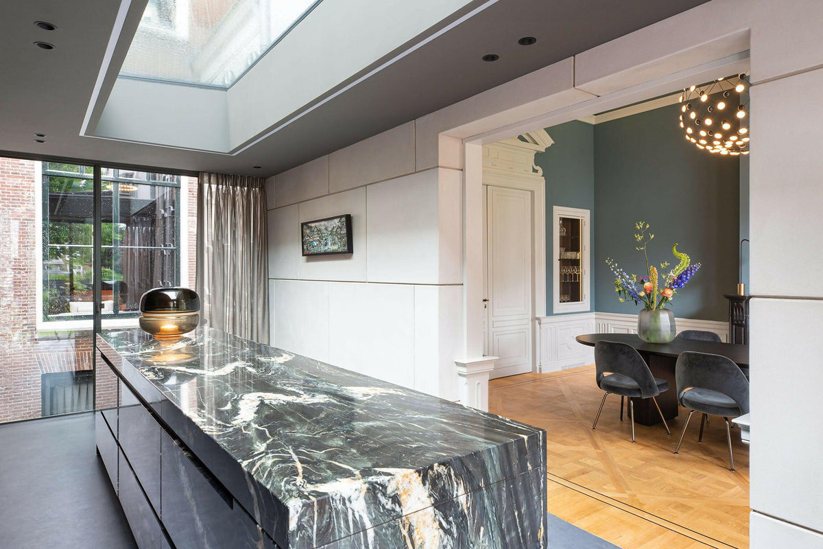Renovatie Grachtenpand-Studio Ruim-exclusieve wooninspiratie,grachtenpand renovatie,historische woning renovatie,luxe interieur design,modern klassiek interieur,monumentaal wonen,wonen aan de gracht- Renovatie 17e-eeuws Grachtenpand | Harmonie tussen Historie-OBLY