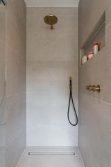 Renovatie van een karakteristieke jaren '30 villa met moderne aanbouw-Sensbouw-aanbouw jaren 30,duurzame renovatie,jaren 30 villa,leefkeuken,luxe woning,maatwerk keuken,moderne aanbouw,renovatie villa,totaalrenovatie,verbouwing jaren 30 woning,villa verbouwen,woonkeuken-Renovatie jaren '30 villa met moderne aanbouw -OBLY