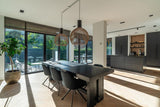 Renovatie van een karakteristieke jaren '30 villa met moderne aanbouw-Sensbouw-aanbouw jaren 30,duurzame renovatie,jaren 30 villa,leefkeuken,luxe woning,maatwerk keuken,moderne aanbouw,renovatie villa,totaalrenovatie,verbouwing jaren 30 woning,villa verbouwen,woonkeuken-Renovatie jaren '30 villa met moderne aanbouw -OBLY
