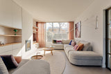 Renovatie woonhuis in Rotterdam Hillegersberg-NMBR7-Hillegersberg,indelingsplan,Interieur inspiratie,Interieurontwerp,Keuken,leefruimte,Lichtplan,Maatwerk interieur,materialisatie,moderne woning,opbergruimte,projectbegeleiding,renovatie woonhuis,Rotterdam,totaalontwerp,Woningrenovatie,Woonkamer-Renovatie woonhuis Rotterdam Hillegersberg | NMBR7-OBLY