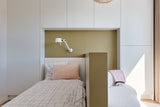 Renovatie woonhuis in Rotterdam Hillegersberg-NMBR7-Hillegersberg,indelingsplan,Interieur inspiratie,Interieurontwerp,Keuken,leefruimte,Lichtplan,Maatwerk interieur,materialisatie,moderne woning,opbergruimte,projectbegeleiding,renovatie woonhuis,Rotterdam,totaalontwerp,Woningrenovatie,Woonkamer-Renovatie woonhuis Rotterdam Hillegersberg | NMBR7-OBLY