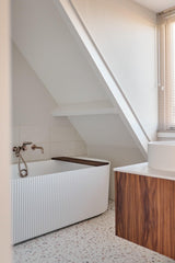 Renovatie woonhuis in Rotterdam Hillegersberg-NMBR7-Hillegersberg,indelingsplan,Interieur inspiratie,Interieurontwerp,Keuken,leefruimte,Lichtplan,Maatwerk interieur,materialisatie,moderne woning,opbergruimte,projectbegeleiding,renovatie woonhuis,Rotterdam,totaalontwerp,Woningrenovatie,Woonkamer-Renovatie woonhuis Rotterdam Hillegersberg | NMBR7-OBLY