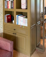 Renovatie woonhuis met warm maatwerk interieur-NMBR7-Eetkamer,Familiehuis,haard,Interieur inspiratie,Interieurontwerp,Keuken,Lichtplan,Maatwerk interieur,maatwerkkasten,materialisatie,meubelplan,renovatie woonhuis,Rotterdam,totaalontwerp,Woningrenovatie,Woonhuis,Woonkamer-Renovatie woonhuis Rotterdam | NMBR7-OBLY