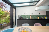 Rustieke woonkeuken met vouwwand-Busscher Serrebouw-Keuken,keuken met glazen aanbouw,keuken met lichtstraat,keuken met tuinverbinding,moderne woonkeuken,woonkeuken met serre-Rustieke woonkeuken met vouwwand-OBLY