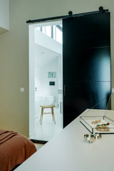 Rustig interieur met maatwerk kasten en natuurlijke materialen-OBLY-Interieurontwerp,Maatwerk kasten,natuurlijke materialen,slaapkamer interieur,tijdloos interieur-OBLY