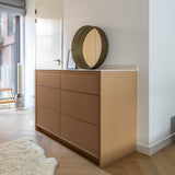 Rustig maatwerk interieur met licht eikenhout-Witteveen interieur architecten-badkamermeubel maatwerk,eikenhouten kasten,garderobekast op maat,licht interieur ontwerp,moderne opbergoplossingen,slaapkamerkasten,thuiswerkplek op maat,tv meubel op maat-Maatwerk Interieur met Licht Eikenhout en Slimme Opbergruimte-OBLY