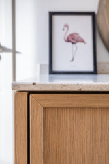 Rustig maatwerk interieur met licht eikenhout-Witteveen interieur architecten-badkamermeubel maatwerk,eikenhouten kasten,garderobekast op maat,licht interieur ontwerp,moderne opbergoplossingen,slaapkamerkasten,thuiswerkplek op maat,tv meubel op maat-Maatwerk Interieur met Licht Eikenhout en Slimme Opbergruimte-OBLY