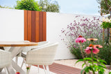 Sfeervolle designtuin met tuinkamer en buitenkeuken-Leonardus buiten-bamboevlonder tuin,big green egg tuin,designtuin den haag,glazen schuifwanden,luxe buitenleven,luxe tuinkamer,moderne stadstuin,tuin,tuinontwerp den haag-Moderne tuin met tuinkamer en glazen schuifwanden-OBLY