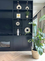 Sfeervolle villa met maatwerk-Lifs Interior Design-Woonkamer-Sfeervolle villa met maatwerk -OBLY