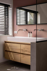 Stijlvolle badkamer met speelse accenten-Het Badhuys-badkamer-Stijlvolle badkamer met speelse accenten-OBLY