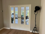 Stijlvolle schuifdeuren met glas in lood-De Krijger Interieurmaker-deur,glas in lood,schuifdeur-Dubbele schuifdeuren met glas-in-lood – Elegant en ruimtebesparend-OBLY