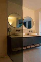 Strakke minimalistische badkamer-Wolfs Interieur-Badkamer,luxe badkamer,minimalistisch,spa gevoel,strak design-Strakke minimalistische badkamer-OBLY