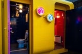 The Yellow Loomarine-Kevin Caboor-Artistiek ontwerp,Artistieke ruimte,Creatieve installatie,Design object,Eetkamer,Experimenteel ontwerp,Interieur kunst,Kunst,Kunst project,Kunstinstallatie,The Yellow Loomarine,Uniek design,Woonkamer-OBLY