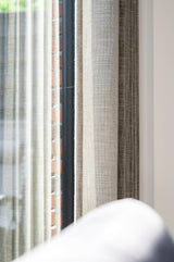 Tijdloze woonkamer design-VAN WOLFSWINKEL WONEN-Woonkamer-Tijdloze woonkamer design-OBLY
