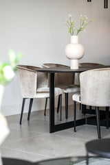 Tijdloze woonkamer design-VAN WOLFSWINKEL WONEN-Woonkamer-Tijdloze woonkamer design-OBLY