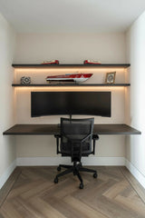 Totaalinrichting penthouse-Meubellen-gouden greeplijst,luxe maatwerk,maatwerk interieur,natuursteen keukenblad-Luxe Maatwerk Interieur voor Penthouse-OBLY