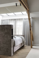 Totaalrenovatie grote jaren ’30 woning-Studio Twentyfour-Badkamer-Totaalrenovatie Jaren ’30 Woning in Amsterdam-OBLY