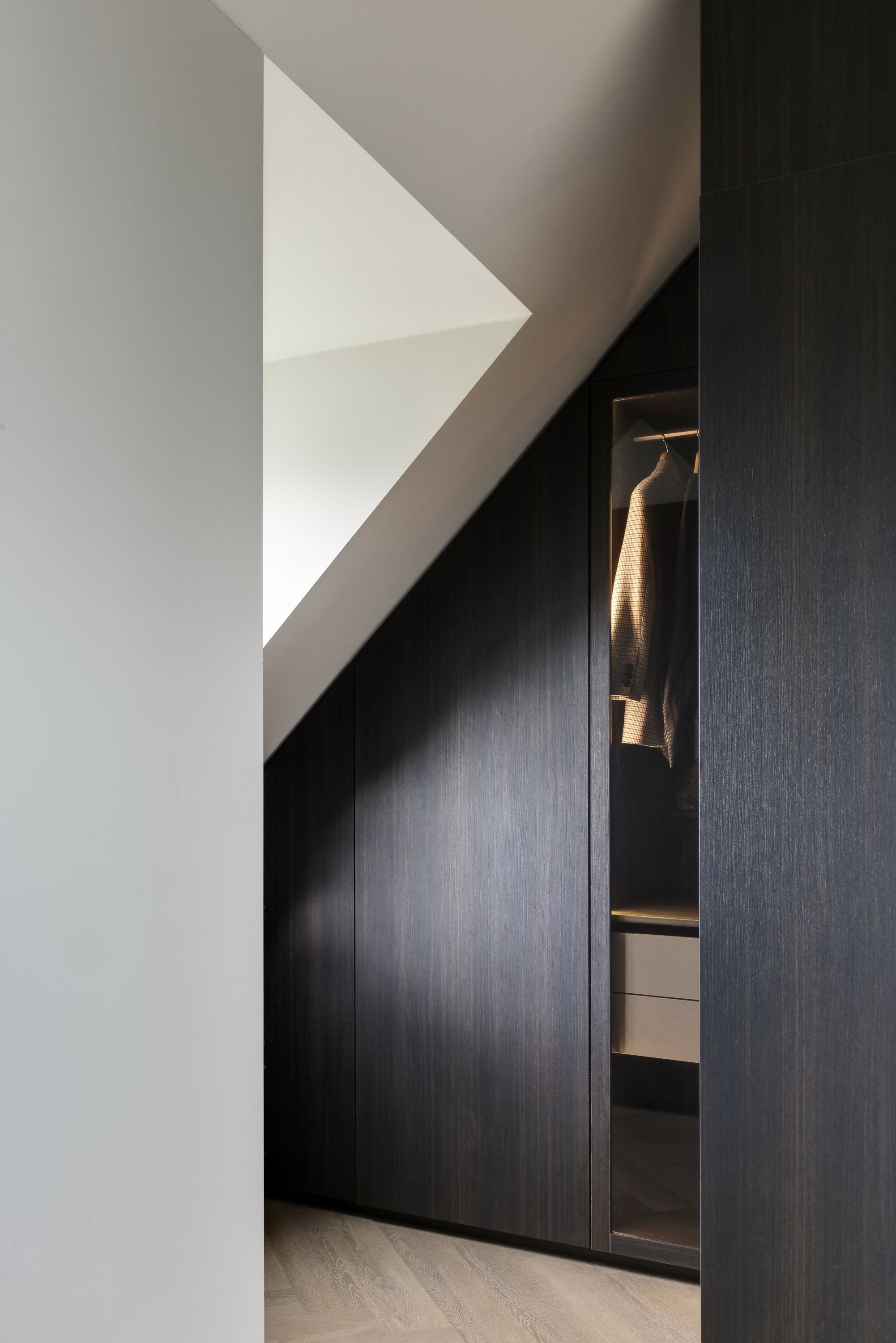 Totaalrenovatie grote jaren ’30 woning-Studio Twentyfour-Badkamer,Keuken,Messing accenten,Open indeling-Totaalrenovatie Jaren ’30 Woning in Amsterdam-OBLY