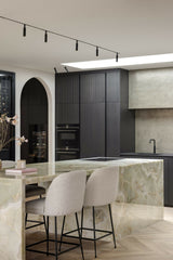 Totaalrenovatie grote jaren ’30 woning-Studio Twentyfour-woonkamer-Totaalrenovatie Jaren ’30 Woning in Amsterdam | Studio Twentyfour-OBLY