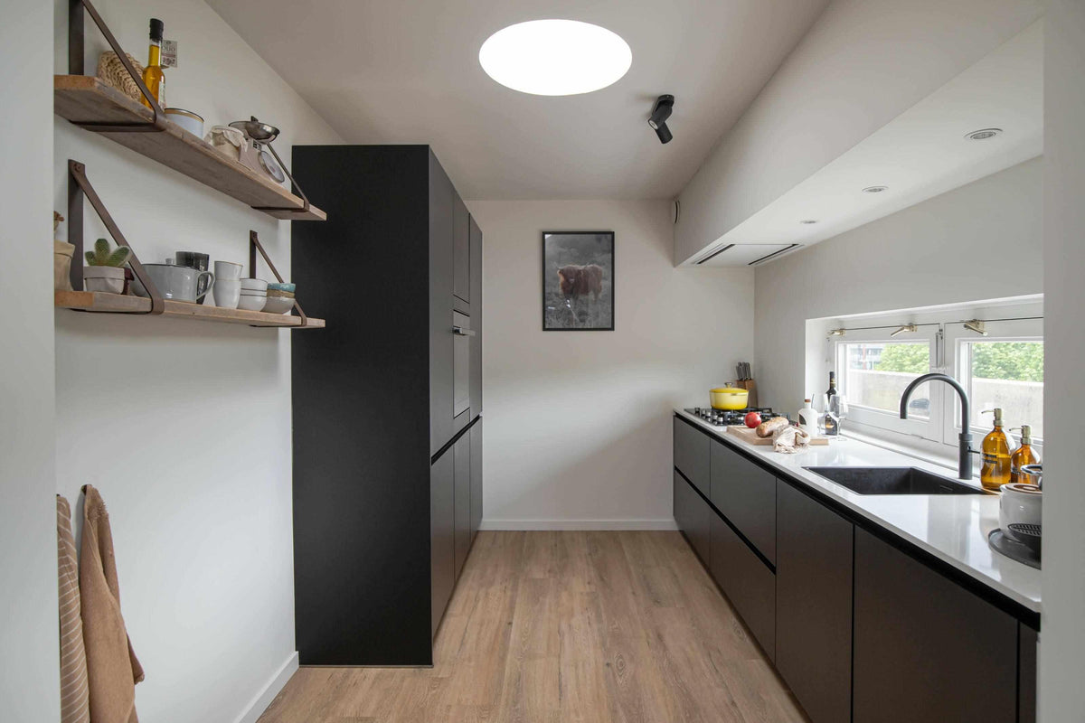 Totaalrenovatie jaren ’90 appartement-Flipd-appartement renovatie,jaren 90 appartement,modern interieur ontwerp,totaalrenovatie woning,Woonkamer-Totaalrenovatie jaren ’90 appartement-OBLY