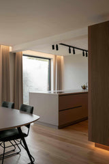 Totaalverbouwing met warm notenfineer-ELKE SPECK INTERIEURONTWERP-Keuken-Totaalverbouwing met warm notenfineer-OBLY