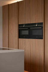 Totaalverbouwing met warm notenfineer-ELKE SPECK INTERIEURONTWERP-Keuken-Totaalverbouwing met warm notenfineer-OBLY