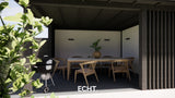 Sfeervolle tuin met royale overkapping