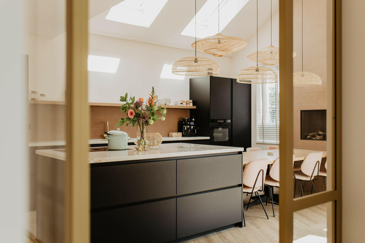 Uniek Interieurontwerp vol Eyecatchers-Met Danique-Badkamer,Eyecatcher interieur,Interieur,Keuken,Kinderkamer,Maatwerk interieur,Uniek interieur,woonkamer-Interieurontwerp in Utrecht | Unieke Eyecatchers en Stijlvolle Details-OBLY
