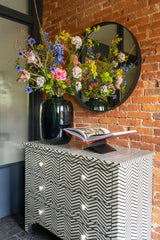 Unieke Identiteit met Kleur, Behang en Designverlichting-Wendy Verhaegh Interior Design-woonkamer-Stijlvol Interieurontwerp Familiehuis -OBLY