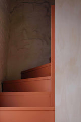 Van Slachthuis naar Vakantiehuis: Een Transformatie in 18m²-Kevin Caboor-Compact wonen,Creatief meubelontwerp,Interieur inspiratie,Kleine ruimte ontwerp,Tiny house design,Uniek interieur,Vakantiehuis,Vakantiehuis interieur-OBLY