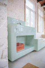 Van Slachthuis naar Vakantiehuis: Een Transformatie in 18m²-Kevin Caboor-Compact wonen,Creatief meubelontwerp,Interieur inspiratie,Kleine ruimte ontwerp,Tiny house design,Uniek interieur,Vakantiehuis,Vakantiehuis interieur-OBLY