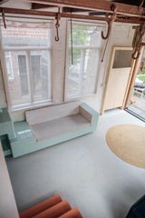 Van Slachthuis naar Vakantiehuis: Een Transformatie in 18m²-Kevin Caboor-Compact wonen,Creatief meubelontwerp,Interieur inspiratie,Kleine ruimte ontwerp,Tiny house design,Uniek interieur,Vakantiehuis,Vakantiehuis interieur-OBLY