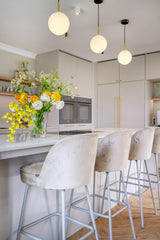 Warm familiehuis in Arnhem met maatwerk leefkeuken-Laura Hindriks interieurontwerp-Badkamer,Interieurontwerp,Keuken,leefkeuken,maatwerk keuken,nieuwbouwwoning,visgraatvloer-Nieuwbouwwoning Arnhem | Warm interieur met maatwerk keuken-OBLY