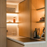 Warme gezinswoning met maatwerk en natuursteen-Studio Loewak-interieur ontwerp lommel,interieur renovatie,moderne leefkeuken,natuursteen keuken,transparante haard-Warme gezinswoning met maatwerk en natuursteen | Studio Loewak-OBLY