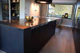 Zwarte moderne maatwerk keuken met strak design-Anselm Oome Interieurbouw-Keuken,Keuken inspiratie,maatwerk keuken,moderne keuken,strak keukenontwerp,zwarte keuken-Zwarte moderne maatwerk keuken | Anselm Oome Interieurbouw-OBLY