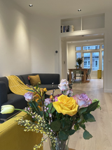 nieuwe indeling appartement met keukenverplaatsing-Lin design-appartement-amsterdam,appartement-interieur,appartement-renovatie,interieur-renovatie,keuken-met-eetbank,keuken-renovatie,keuken-verplaatsen,maatwerk-interieur,maatwerk-meubels,nieuwe-indeling-appartement,renovatie-amsterdam,woning-verbouwing-OBLY