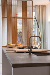 2 houten roomdividers in moderne woning-Houten roomdivider-alle,Keuken,Woonkamer-OBLY