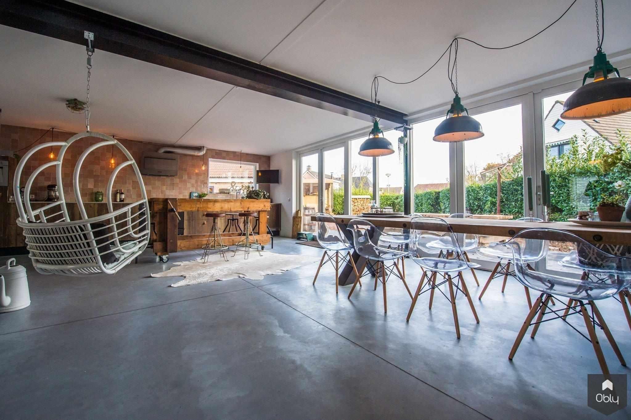 Aanbouw houtskelet-De Goede Bouw-Aanbouw,alle,houten aanbouw,houtskelet aanbouw,moderne uitbouw,open leefruimte,vloerverwarming woning,woning uitbreiding,zwarte rabatdelen-OBLY