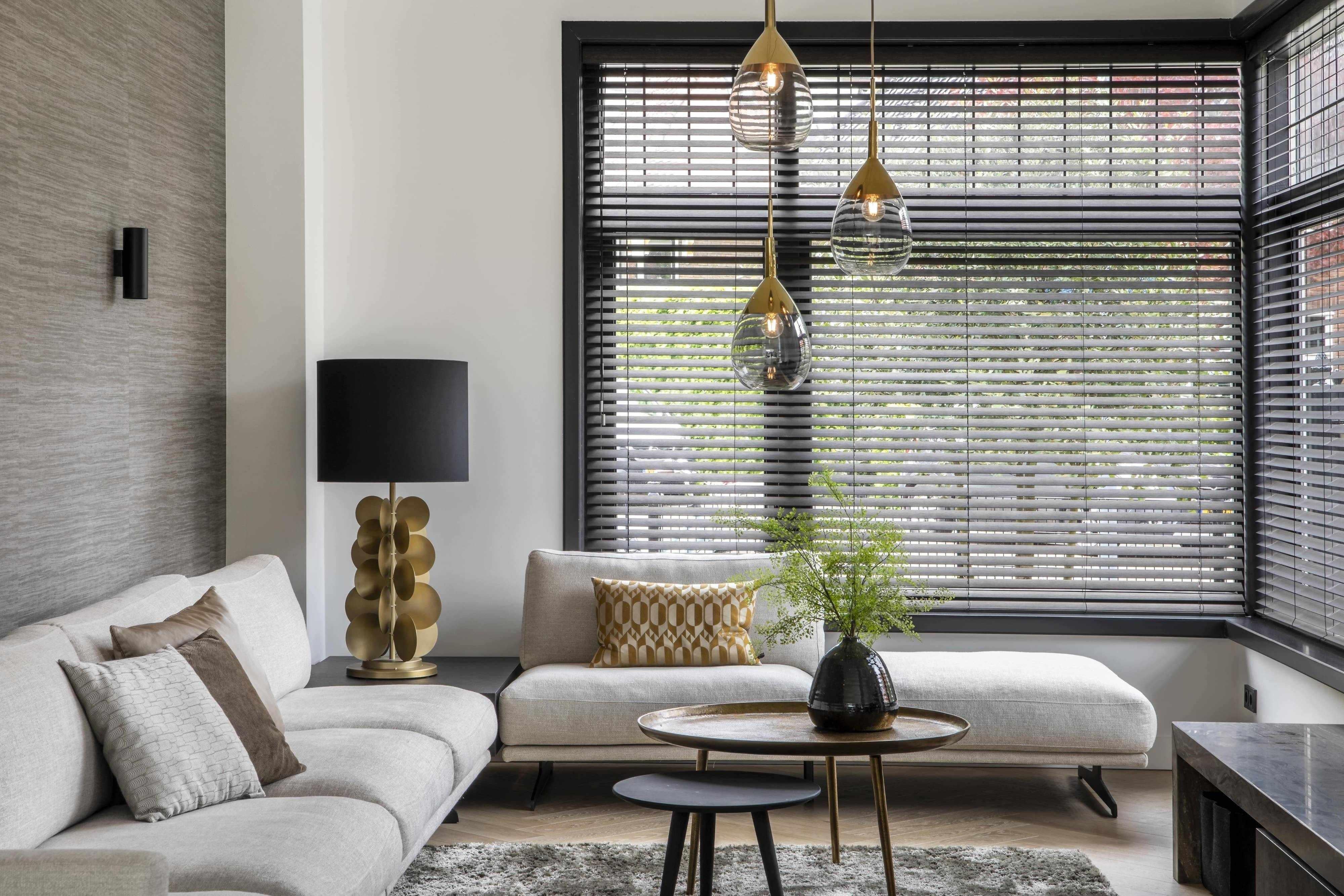 Aanbouw ruime gezinswoning-Maaike van Diemen Interieurontwerp-aanbouw woning,interieur gezinswoning,Keuken,maatwerk keuken,moderne gezinswoning,serre woonkamer,woning uitbreiding-Aanbouw ruime gezinswoning-OBLY