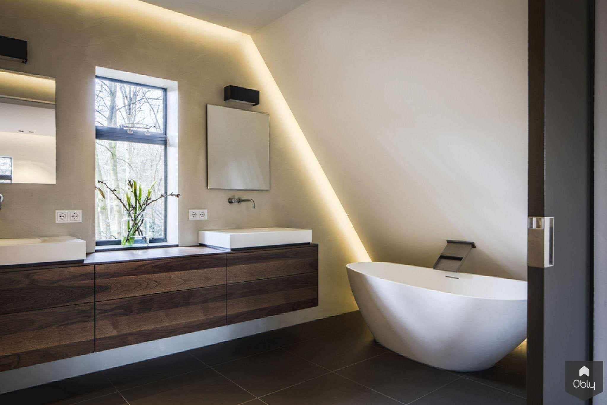 Badkamer jaren 30 woning-Wildenberg Interieurarchitectuur-alle,Badkamer,badkamer jaren 30 woning,exclusieve badkamer inrichting,luxe badkamer renovatie,moderne badkamer inspiratie,stijlvolle jaren 30 details,tijdloos interieur ontwerp,vrijstaand bad badkamer,warme natuurlijke materialen-OBLY
