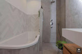 Badkamer met terrazzo tegels en visgraat motief-Studio Lieke Sanders-alle,Badkamer-OBLY