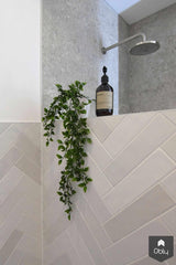 Badkamer met terrazzo tegels en visgraat motief-Studio Lieke Sanders-alle,Badkamer-OBLY