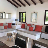 Beach villa interieur-Daniela Cupello-Woonkamer-Interieur villa aan het strand-OBLY
