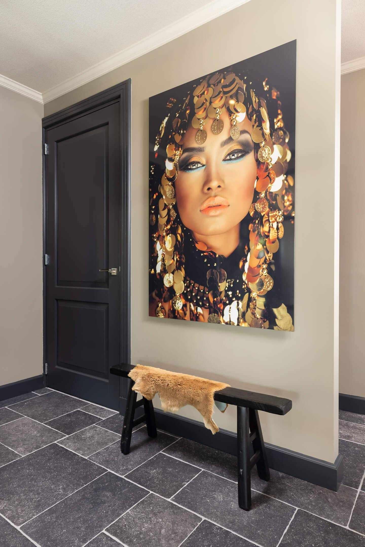 Belgische Hardsteen Look-Van den Heuvel & Van Duuren-badkamer met natuursteen tegels,entree met natuursteen,hal met natuursteen vloer,luxe hal interieur,vloer met Belgisch hardsteen look,Vloeren-OBLY