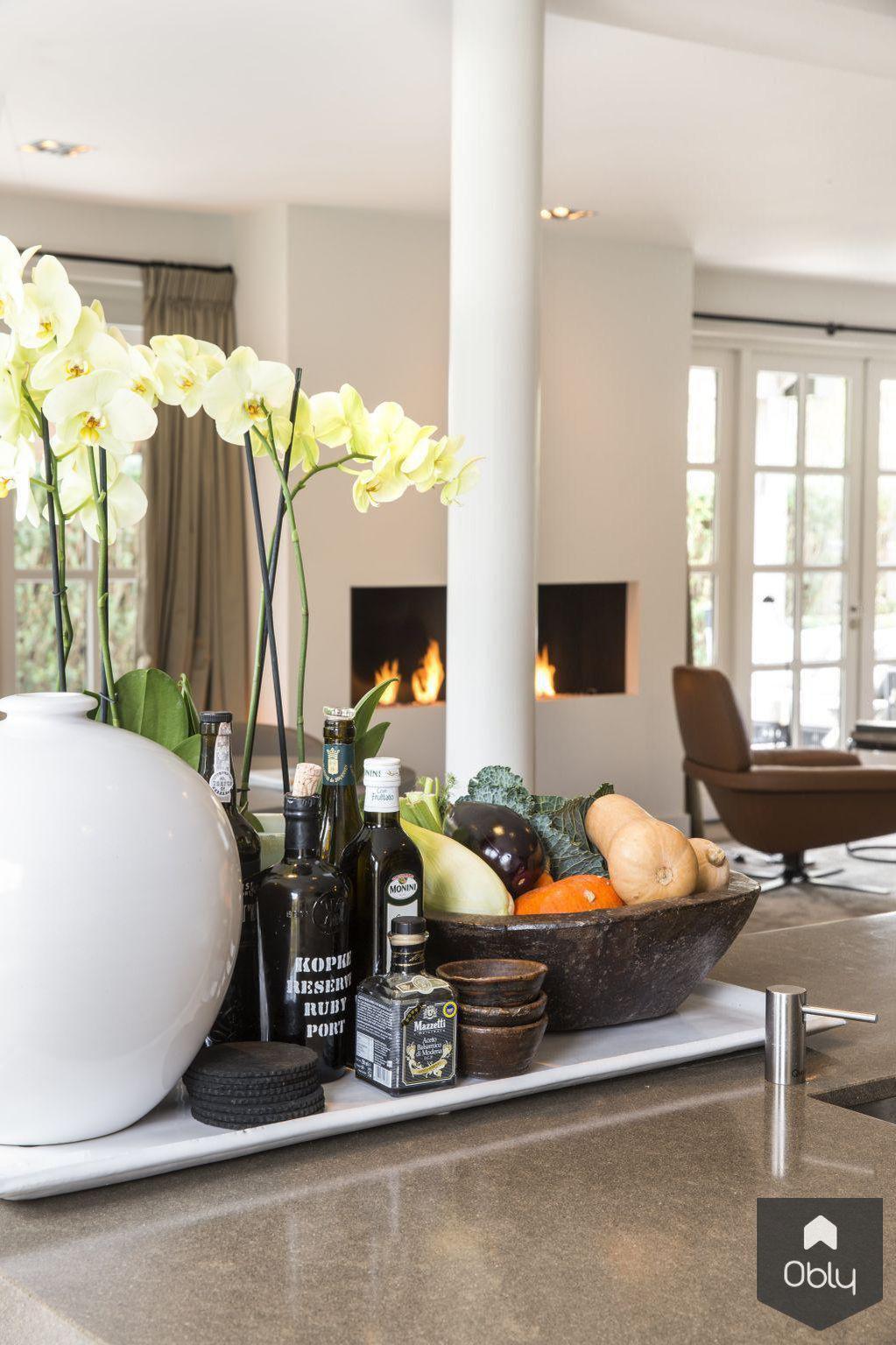 Comfort in de stad-Erik Koijen-alle,interieur renovatie,jaren 50 woning,Keuken,modern klassiek interieur,subtiele kleuraccenten,warme interieurstijl-OBLY